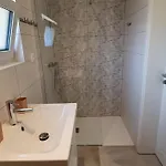 Holiday home Getaway With Balcony - Four Bedroom With Balcony *