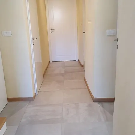 Getaway With Balcony - Four Bedroom With Balcony