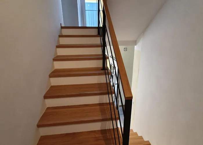 Getaway With Balcony - Four Bedroom With Balcony *